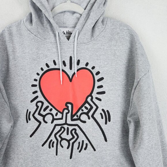 Keith Haring Sweater Mens Extra Large Gray Hoodie Holding Heart Streetwear Art - Picture 2 of 9